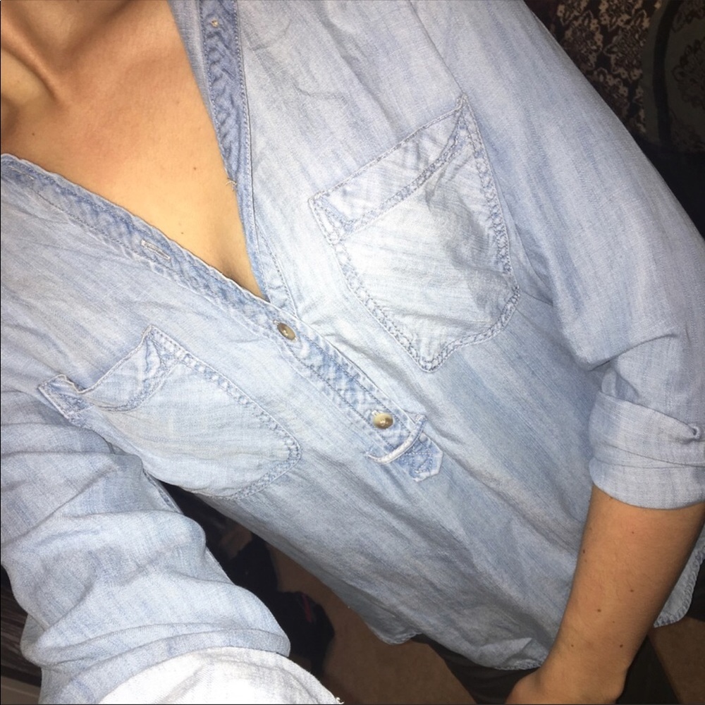 American Eagle denim shirt
